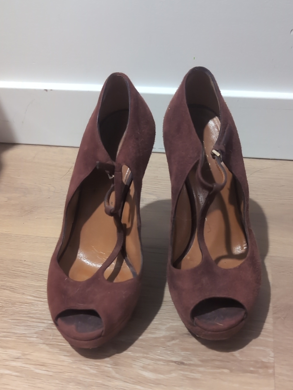 Gucci Burgundy Suede Peep-Toe T-Strap Heels
